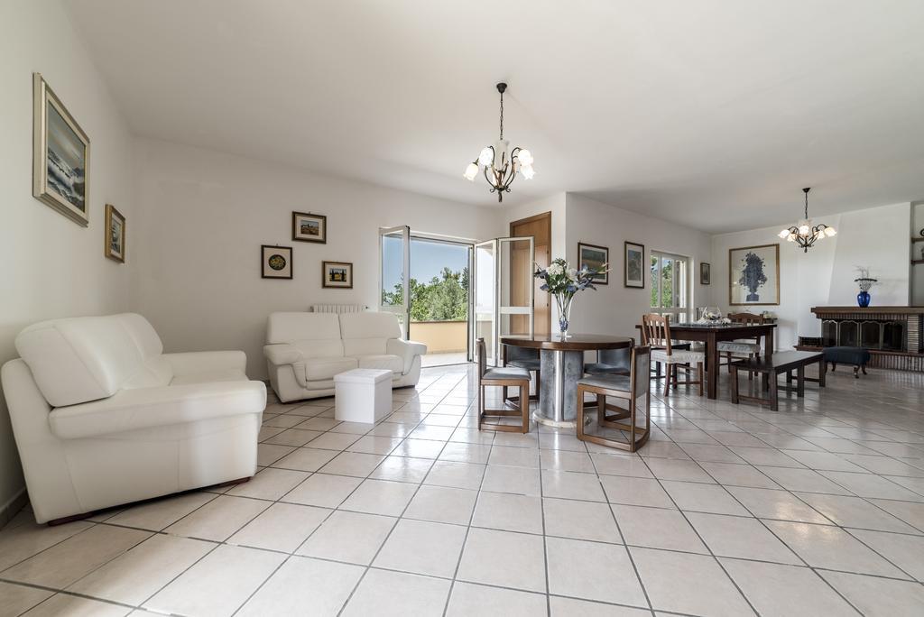 Villa Tina Santa Maria di Castellabate Zewnętrze zdjęcie